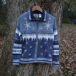 Tiara Blue and White Ramie/Cotton Sweater. Women Size M. SNOWFLAKES!
